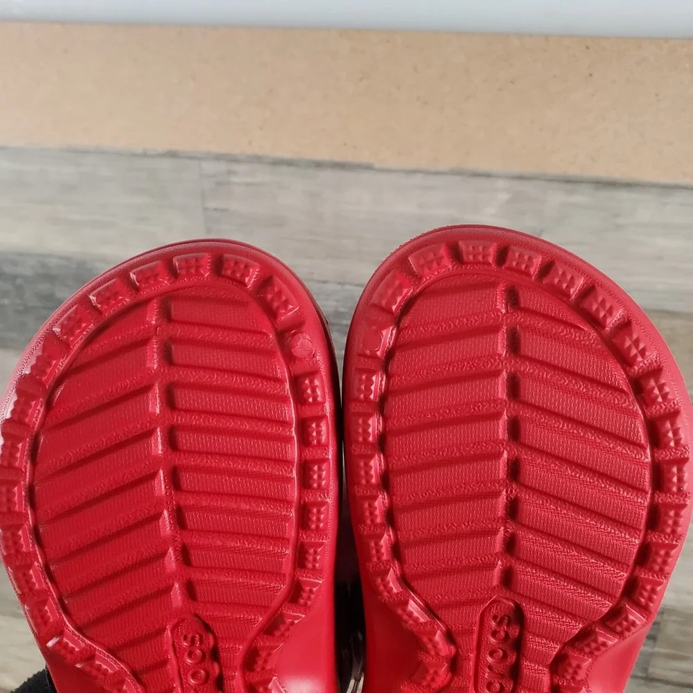 CROCS new without